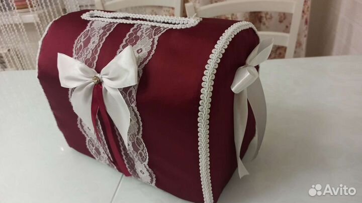 Свадебный сундук для денег