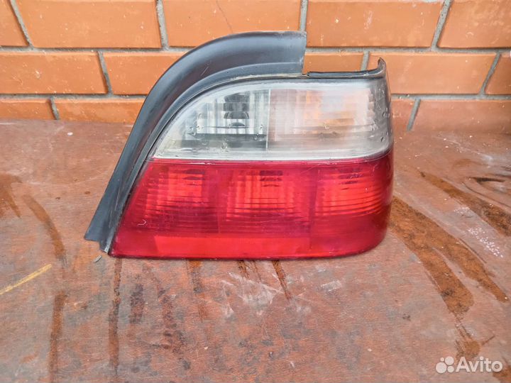 Фонарь задний правый на даево нексиа