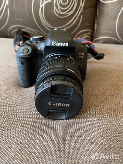Зеркальный фотоаппарат canon 750D