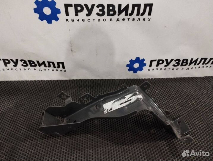 Крепление фары (кронштейн фары) правой Volvo FH4