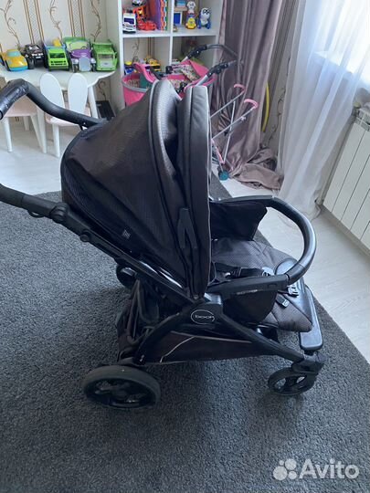 Прогулочная коляска peg perego book