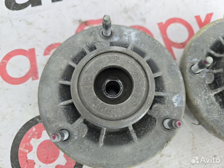 Опора заднего амортизатора BMW 5 F10 F11 F18 F07 б