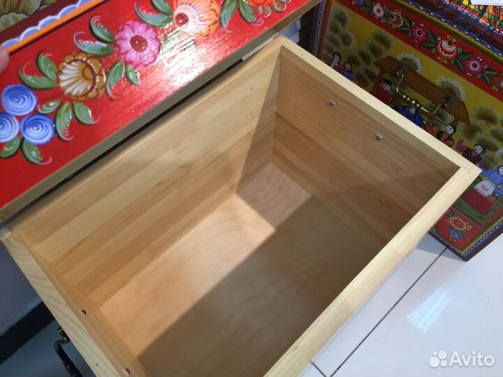 Сундук городецкий