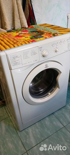 Стиральная машина indesit