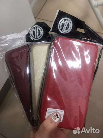 Чехлы книжки на Honor 10i