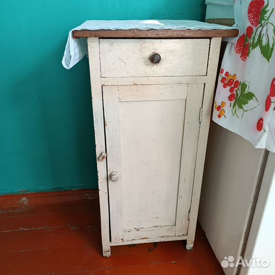 Тумбочка со столиком шкаф тумба СССР дерево