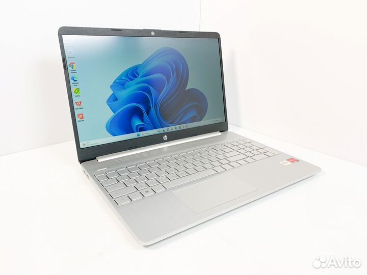 Ноутбук HP 8Gb / SSD 256Gb