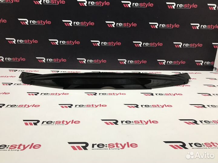 Спойлер Под стекло LX570 с16г Wald Черный