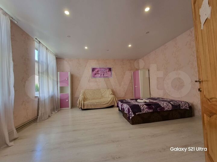 2-к. квартира, 55 м², 1/2 эт.