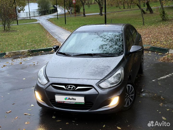 Hyundai Solaris 1.6 AT, 2012, 129 950 км