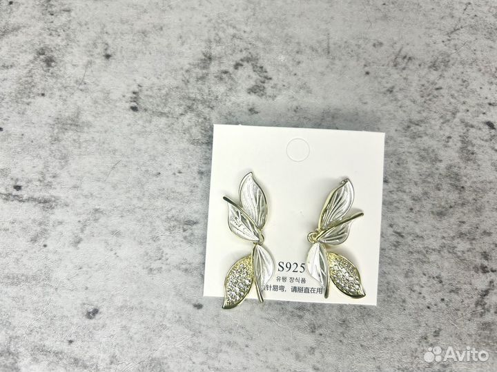 Серьги гвоздики