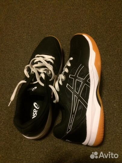 Кроссовки для тенниса asics
