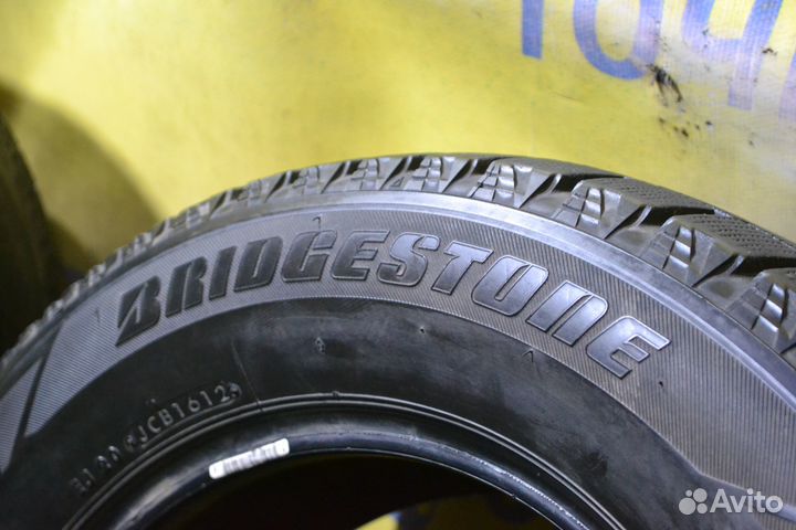 Bridgestone Blizzak Revo2 205/60 R16