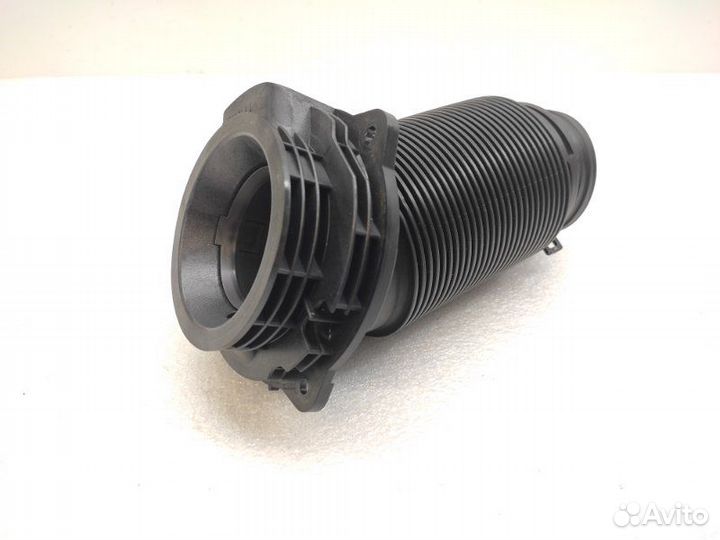 Патрубок воздушного фильтра Volkswagen Passat B7