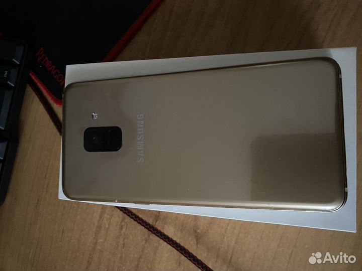 Телефон samsung galaxy a8