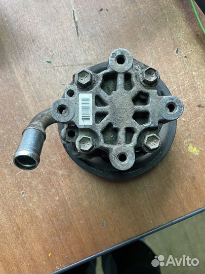 Насос гур chrysler voyager 3,3 00-07