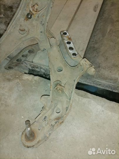 Рычаг suzuki vitara