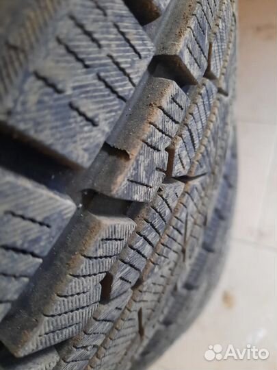 Yokohama Digger V2 SD05 225/55 R19