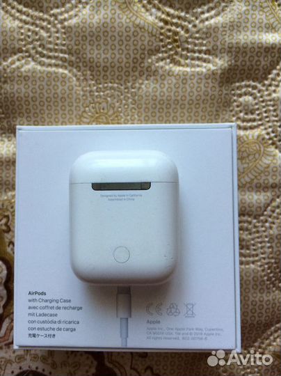 AirPods футляр-кейс оригинал для зарядки