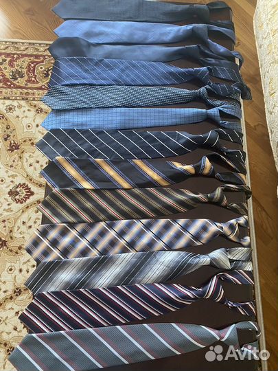 Галстуки мужские 22 штуки