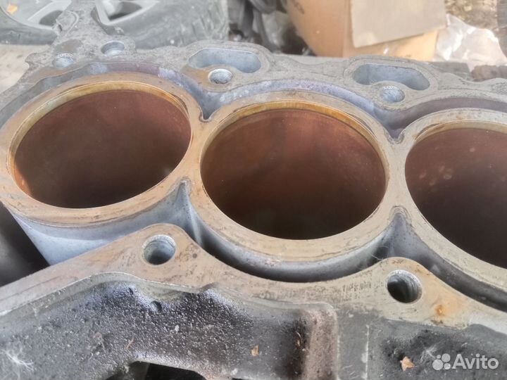 Двигатель по запчастям 1zr Toyota Corolla