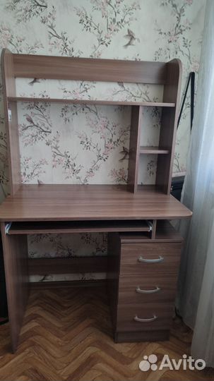 Компьютерный столик