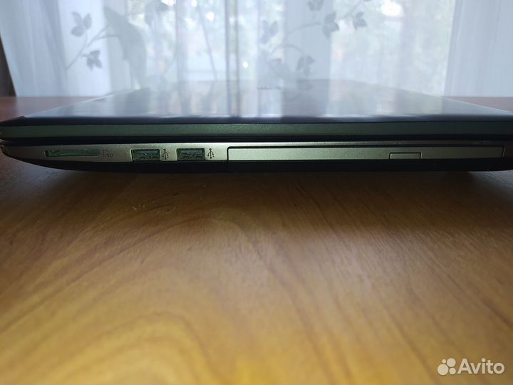 Игровой ноутбук Asus 17.3 i7 GTX960