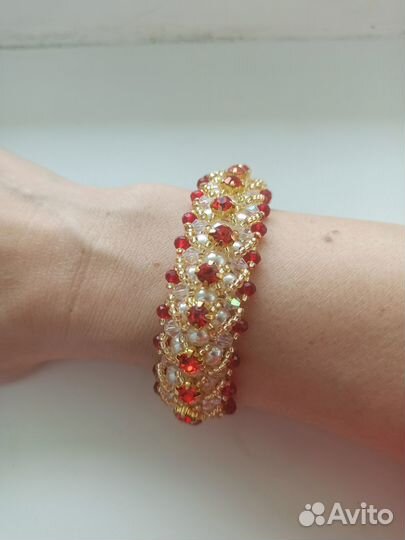 Браслеты из бисера и бусин