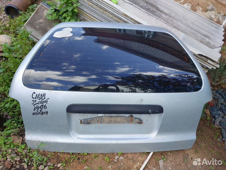 Запчасти на toyota corolla