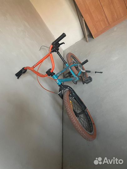 Трюковой велосипед bmx