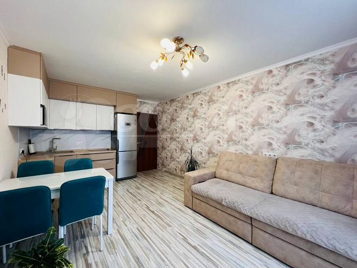 2-к. квартира, 58 м², 8/10 эт.