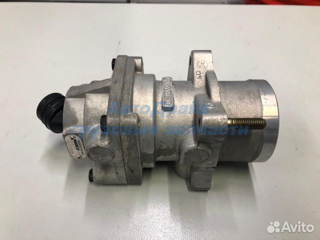 Кран главный тормозной автобусов Ман Неоплан