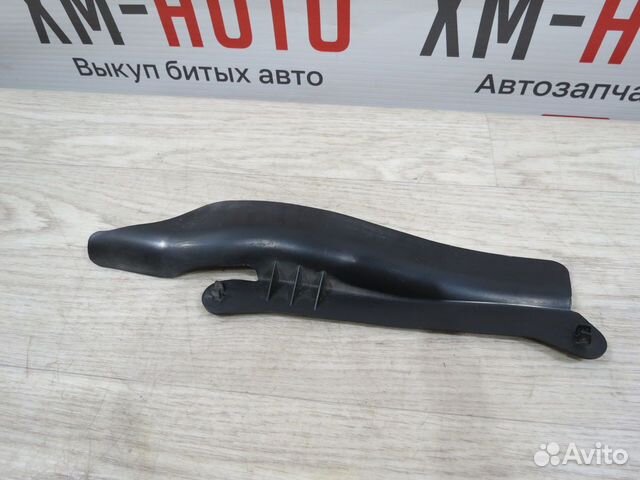 Накладка замка двери задняя левая Kia Rio 3