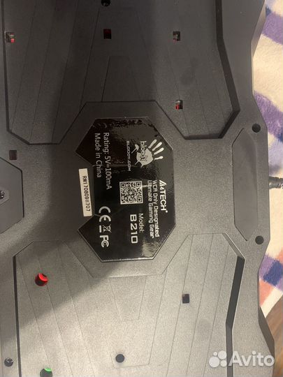 Игровая клавиатура bloody с подсветкой