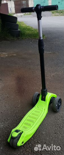 Детский самокат Scooter