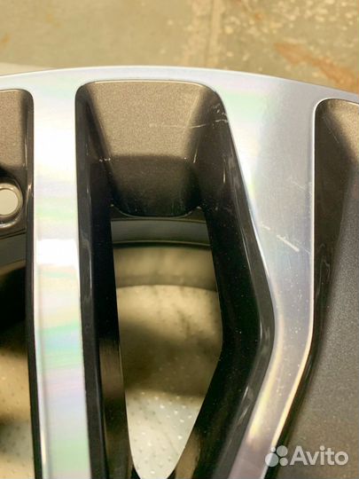 Диск R18 Jaguar I-Pace T4K4006