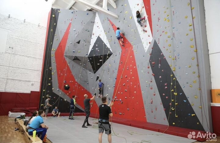 Абонемент в фитнес клуб арена-3000