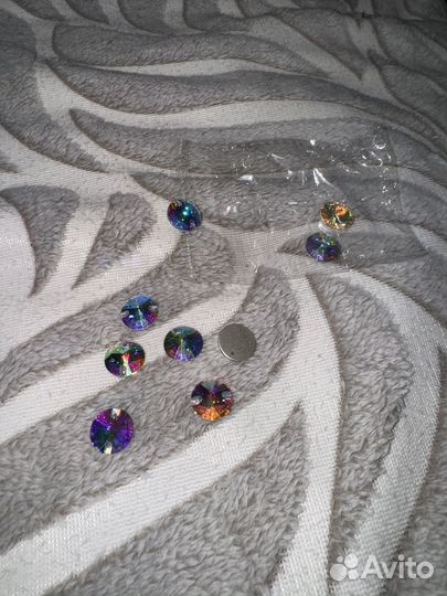 Стразы пришивные