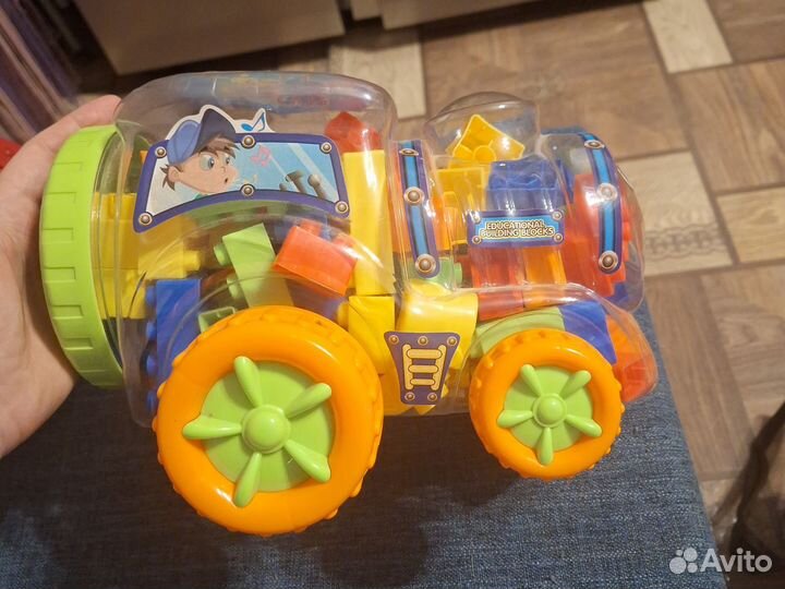 Конструктор 60 деталей