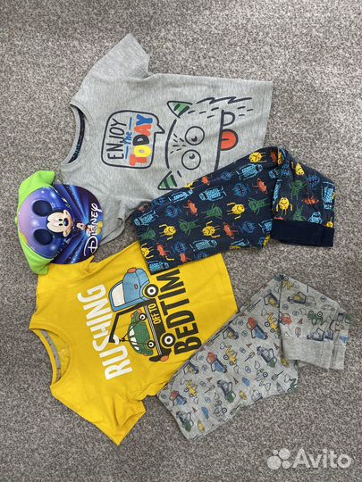 Пакет вещей на мальчика (только пакетом)