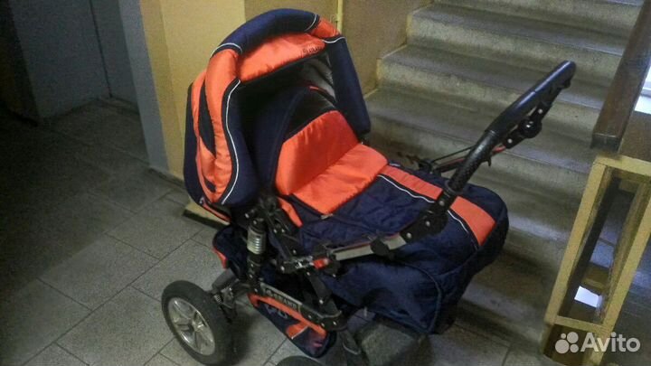 Коляска-трансформер