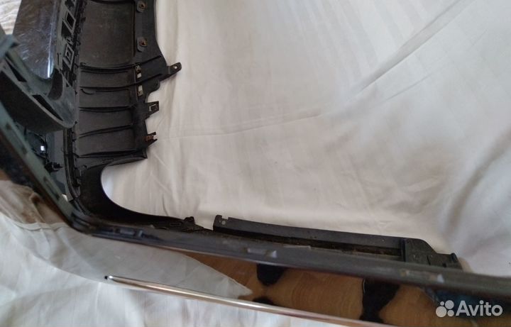 Задний бампер чёрный Пассат Б6 универсал