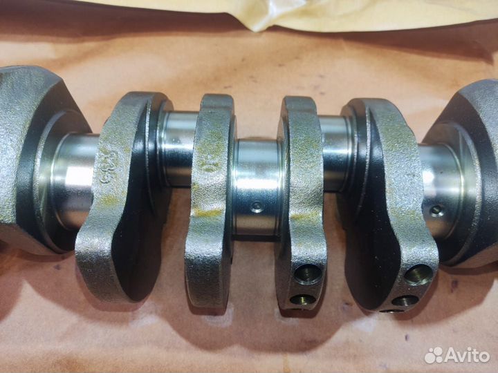 Коленвал BMW N57 B57 новый 7799970 N57D30