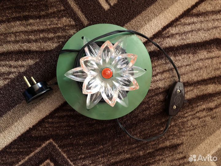 Светильник настенный цветок, лотос