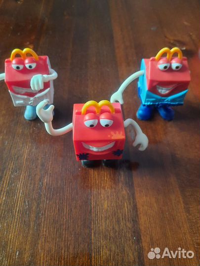 Игрушки из Макдонольдса