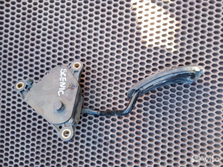 Педаль газа Renault Scenic
