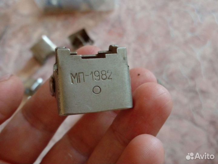 Часы ссср. Держатель для часового механизма