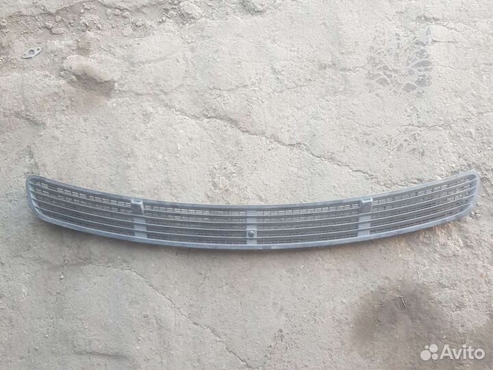 Вентиляционная решетка Mercedes e-class