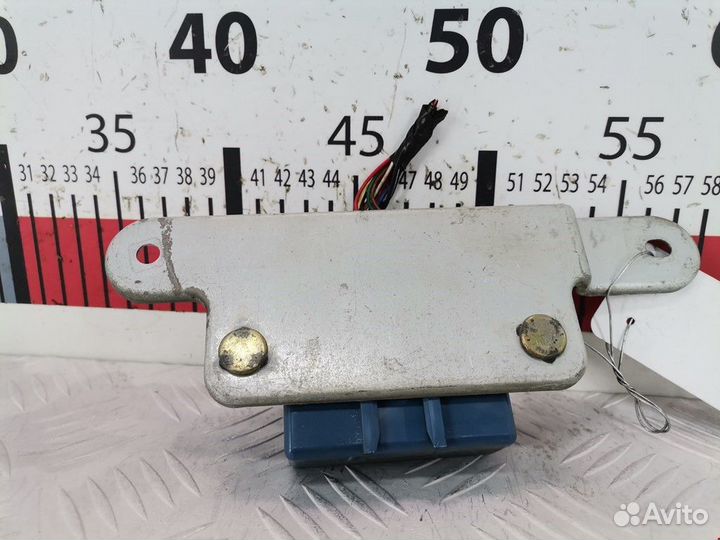 Усилитель антенны Mitsubishi Pajero Sport MR517920