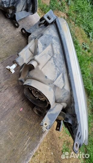 Фары на LADA granta